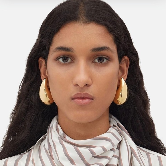 Zara Tear Drop Bottega Gold Earrings - Picture 4 of 16